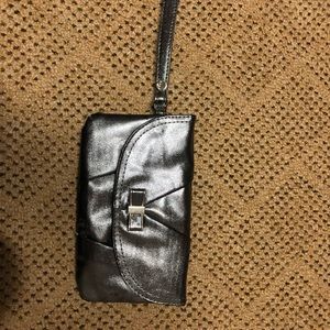 Elle Metallic Clutch